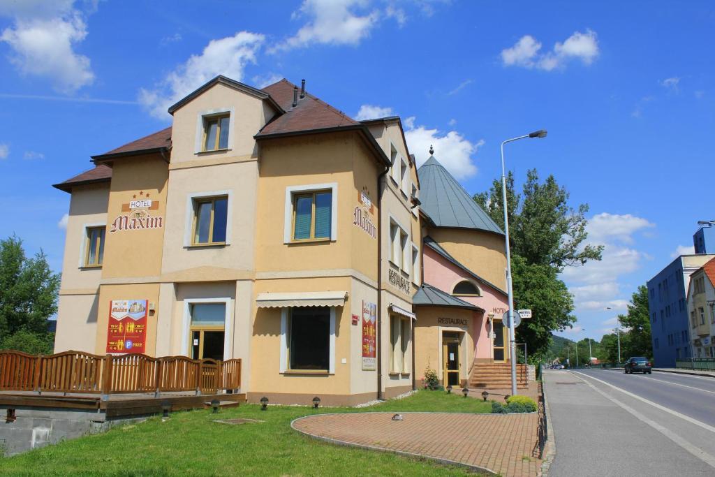 Family Hotel Maxim Beroun  Dış mekan fotoğraf